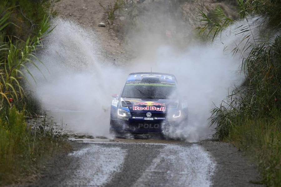  Volkswagen Polo R WRC 2016 года  (фото 18 из 20)
